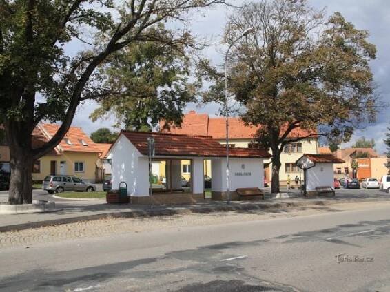 Neslovice - putování po zajímavostech obce a okolí
