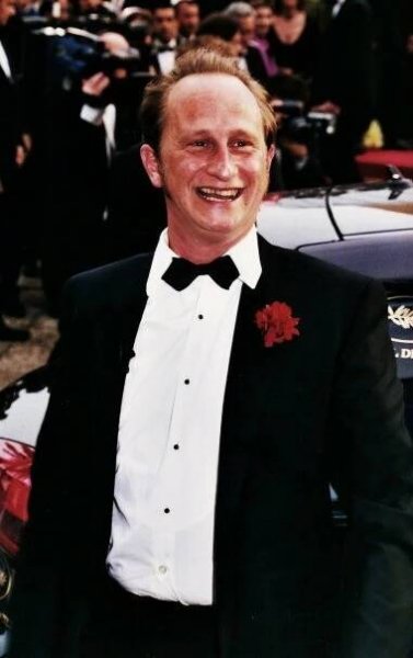 Soubor:Benoit Poelvoorde Cannes.jpg – Wikipedie