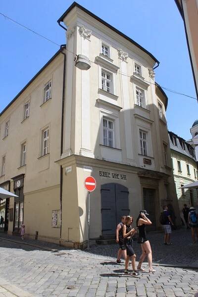 Kde se v Olomouci vařilo pivo a nalévalo víno? Letní novinka zve i na degustací