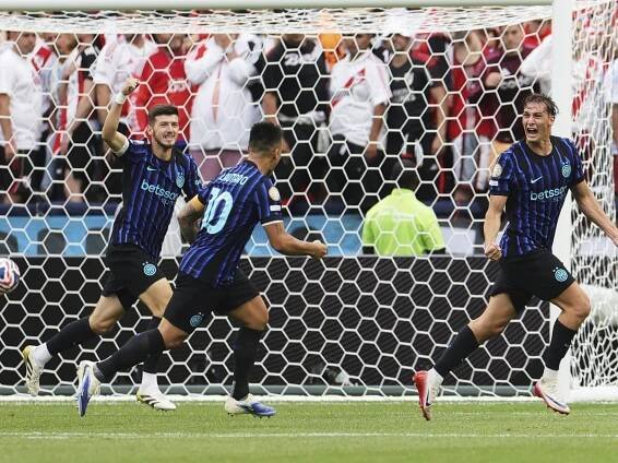 FC Inter Milán: Hráči a dres milánských Nerazzurri
