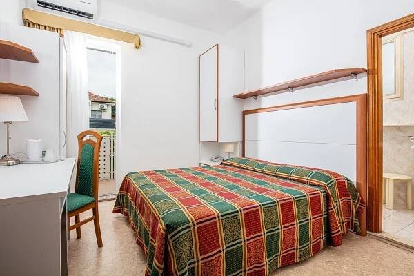 Hotel Al ponte - NEJLEPŠÍ CENY ubytování ve městě Lignano Sabbiadoro
