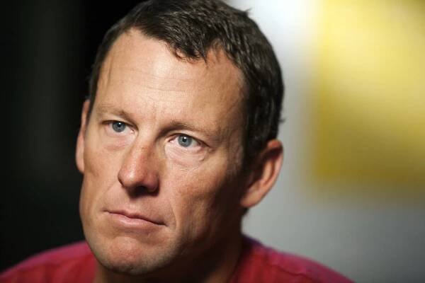 Ľudia mu nezavolajú späť, no on tvrdí, že nič neľutuje. Ako dnes žije Lance Armstrong