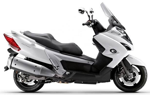 Skútry, které vypadají jako motocykly: 5 nejlepších skútrů podobných motocyklům! 6 - Racext