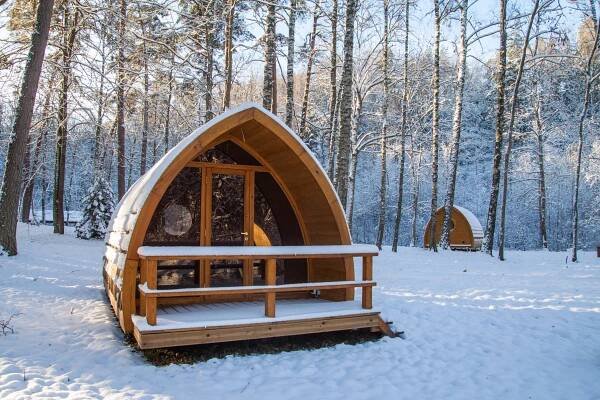 Iglů kempingový domek s přední terasou | Saunas Gerža