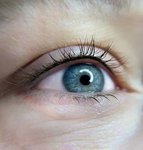 Horní meziřasové linky za 2 000 Kč Plzeň, Východní Předměstí Permanentní make-up Sofia • Firmy.cz