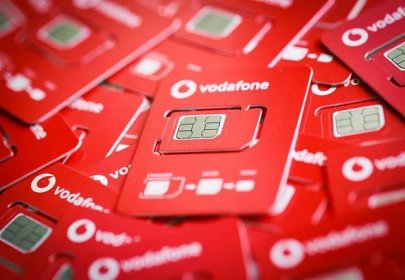 Vodafone má neomezený tarif včetně dat za 499 korun. Ale má to háček