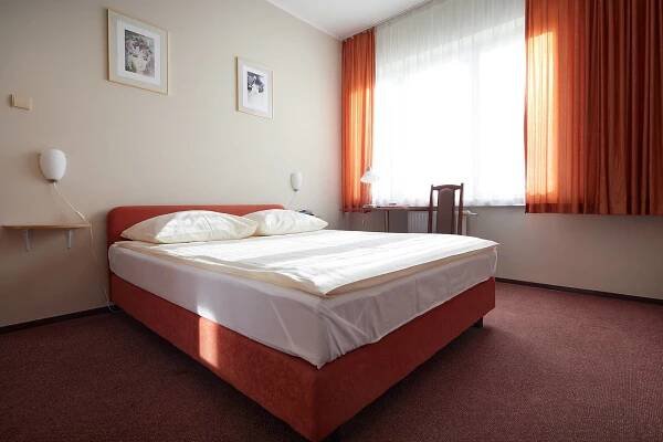 Pokoje | Hotel "Włókniarz" **