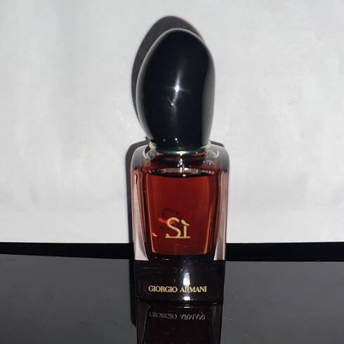 Giorgio Armani Sí Intense Eau de Parfum 7 ml - Obrázek 3
