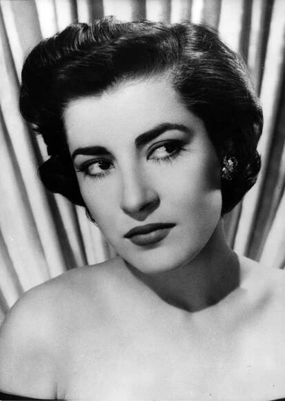 Irene Papas, Actress in ‘Zorba,’ ‘Z’ and Greek Tragedies, Is Dead at 96 - The New York Times