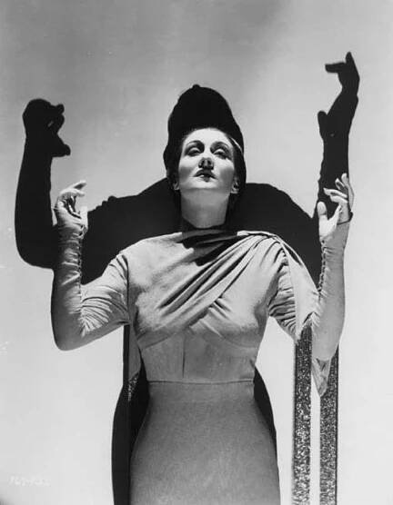 Gloria Holden as Dracula's Daughter