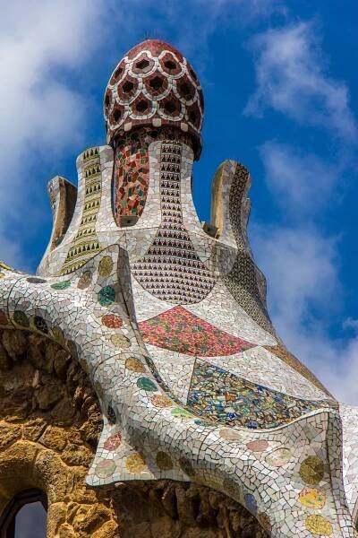 Gatehouses, Park Güell, Barcelona (photo: Jose Ramirez, CC BY-SA 2.0)