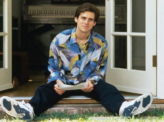 Jim Carrey's 90s living room channels classic country style – and experts say the nostalgic look is trending...