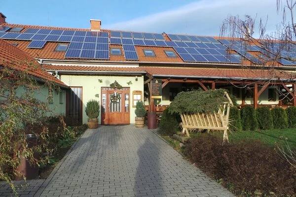 Restaurace Selský dvůr foto 1