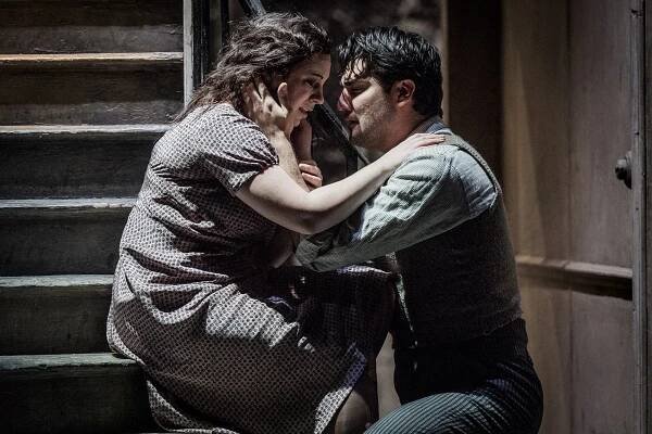 ENO-La-bohème-Natalya-Romaniw-Jonathan-Tetelman-c-Robert-Workman.jpg
