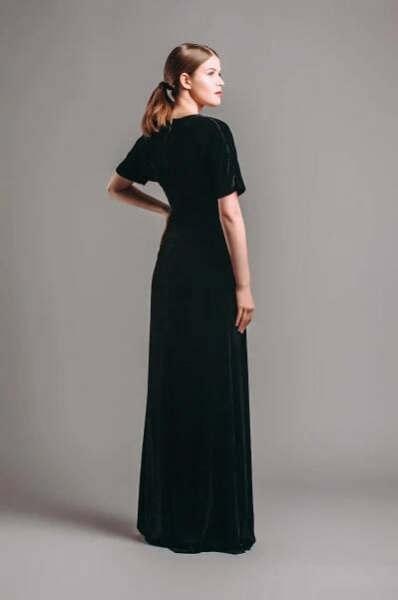 35 Funeral Outfit Ideas For Women in 2023
