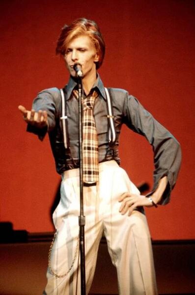 RADIO CITY MUSIC HALL Photo of David BOWIE, performing live onstage on Philly Dogs Tour 
