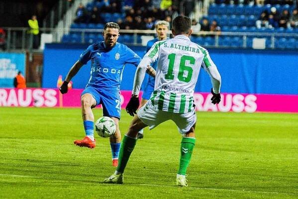 Fotbalisté FK Mladá Boleslav ve 4. kole Konferenční ligy přivítala na domácím stadionu španělský Real Betis.