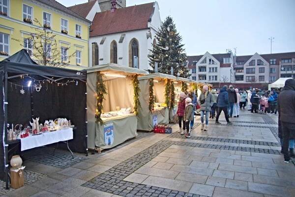 Oficiální stránky města Soběslav - Druhou adventní neděli v Soběslavi zpříjemnil Swing Band Tábor