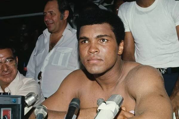 Muhammad Ali speaks at a press conference