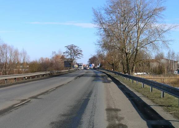 File:Kunratická spojka, Prague Kunratice.jpg - Wikimedia Commons
