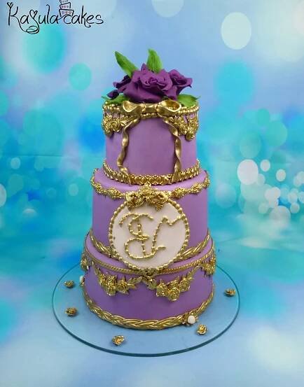 zlato fialova svatba – Kajula cakes dortové studio Liberec