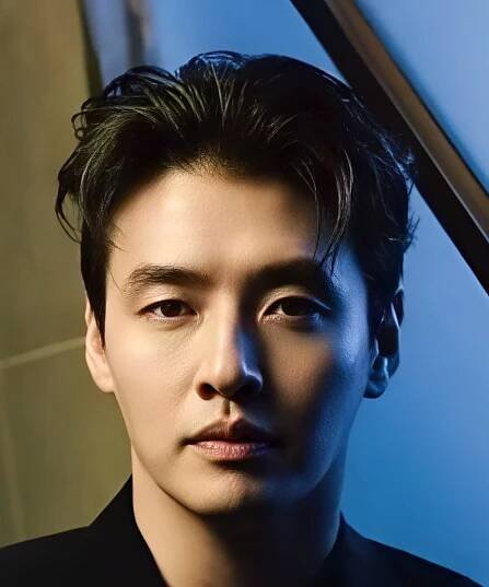 Kang Ha Neul