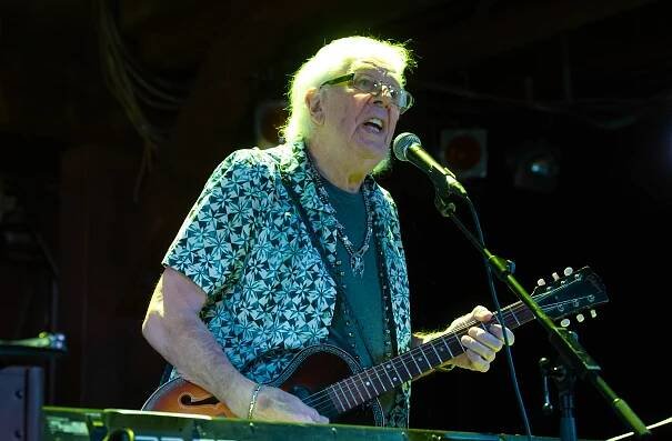 Soubor:John Mayall - Fabrik Hamburg 2017 31.jpg – Wikipedie
