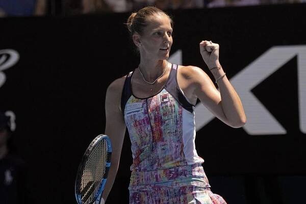Plíšková je na Australian Open v osmifinále, v českém derby úspěšnější Fruhvirtová