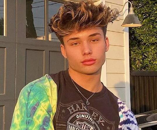 Brady Potter – Bio, Facts, Family & Career
