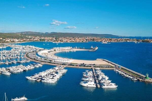 Marina Kornati, Biograd na Moru | Informace a Pronájem Lodí | Chorvatský Yachting Charter