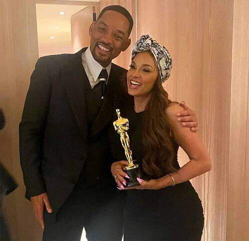 Will Smith and Ex-Wife Sheree Zampino Pose with His Oscar Trophy After Ceremony