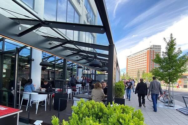 Zahrádky, brunch, koncerty i kurzy vaření: květen na Obchodňáku bude pestrý - ZLIN.CZ