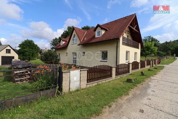 Březová, Cvikov - Cvikov II, okres Česká Lípa
