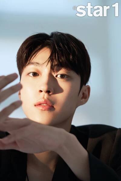 Chu Young Woo a Baek Sung Chul vzpomínají na spolupráci s Joy z Red Velvet a život na venkově - Asianstyle