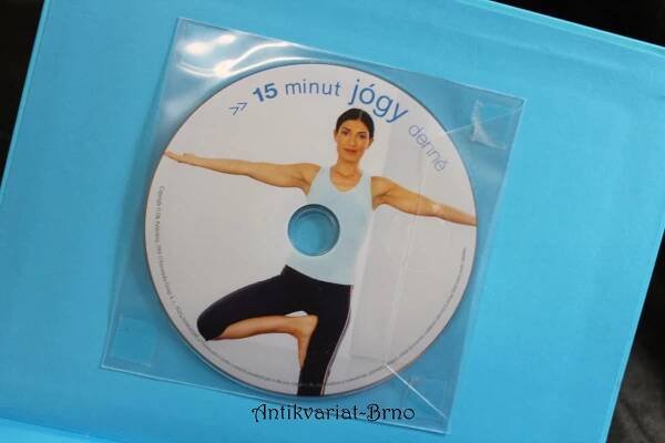 15 minut jógy denně + DVD, 2010