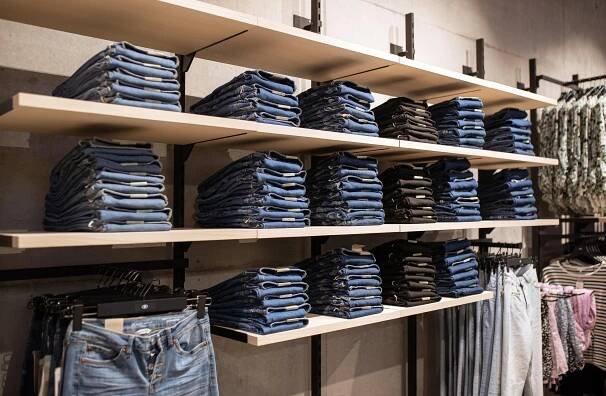 Tom Tailor OUTLET in Germany • 70%* off in Sale | Outletcity Metzingen