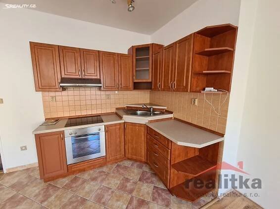 Pronájem bytu 2+kk 41 m², Olomoucká, Opava - Předměstí
