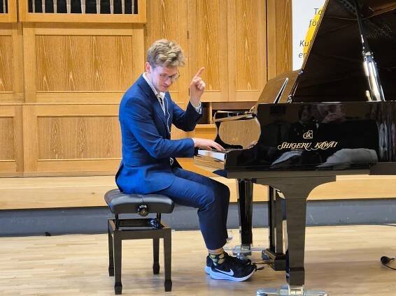 Thomas Guggeis über Klang und Ritual in Wagners "Parsifal" - Richard-Wagner-Verband FrankfurtRichard-Wagner-Verband Frankfurt