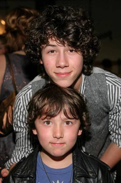 Frankie Jonas fotka