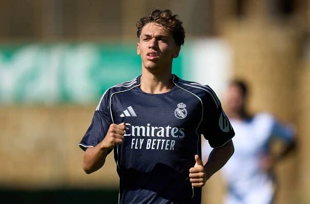 OFFICIAL: Thiago Pitarch signs Real Madrid contract extension