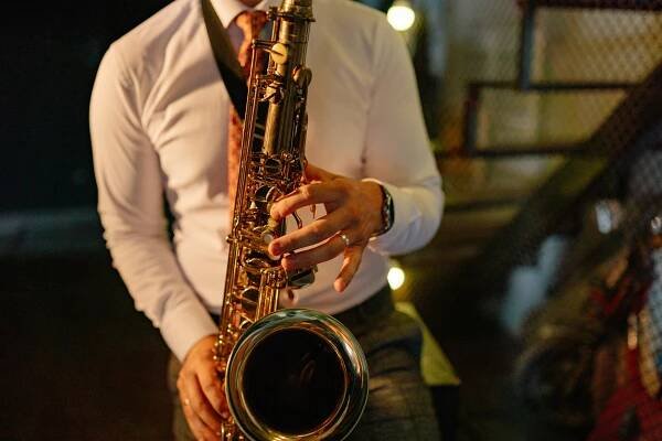 Lekcie – Mr. Sax – saxofonista na oslavu, party alebo vašu svadbu