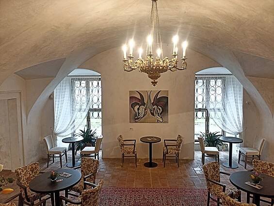 Na kávu stylově do Cafe Tuwora zámku Nebílovy - Nebílovy