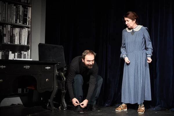Pokoušení / Petr Halíček, Jaroslava Červenková / foto Alexandr Hudeček