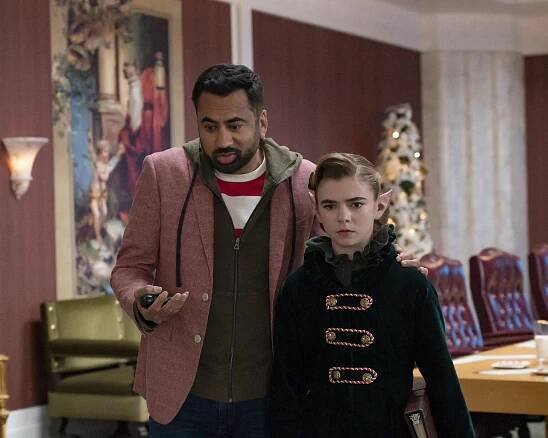 Santa Clausovi - Boty špatného Clause - Z filmu - Kal Penn, Matilda Lawler