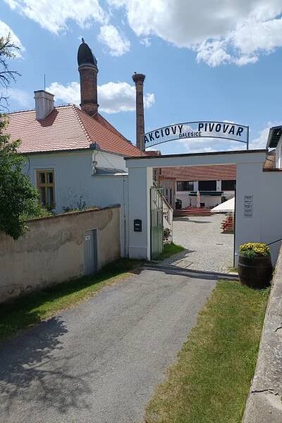 Střední průmyslová škola Emila Kolbena Rakovník | Čtyři čtyřleté obory (Informační technologie, Elektrotechnika, Strojírenství
