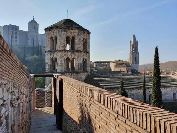 Girona’s Cathedral, monastery and city wall