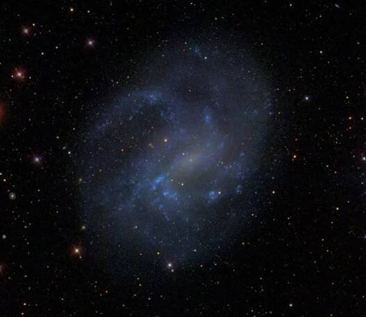 Discovery Provides Clues to How Galaxies and Black Holes Develop Together