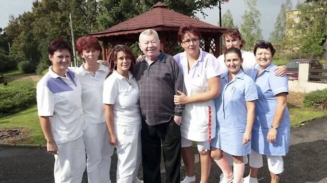 Naše slavná třída vymírá, pláčou spolužáci zesnulého herce Sloupa (†78)
