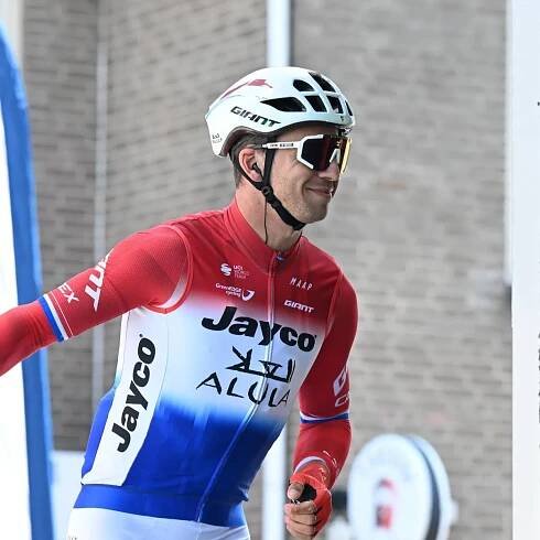 Dylan Groenewegen linked with move away from Team Jayco AlUla as transfer market heats up