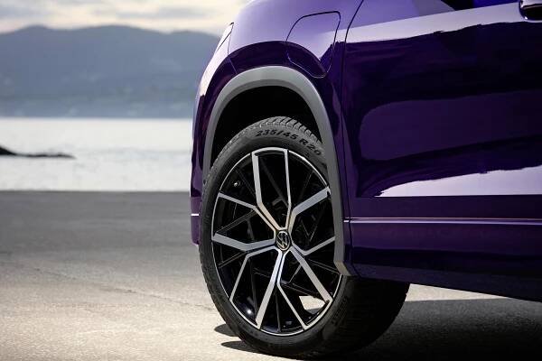 Nový soupeř Kodiaqu z vlastní stáje: VW Tayron dělá dojem a příjemně jezdí, jen ta cena naftové čtyřkolky